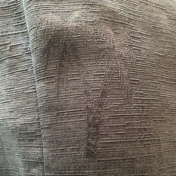 Tiki Design’s 100% Silk Dress - Picture 7 of 7